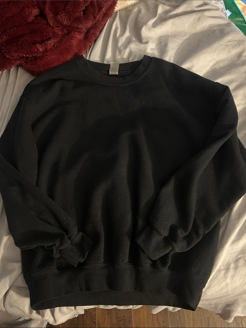 Gildan Black Men's Crewneck Sweatshirt